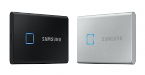 „Samsung“ pristatė „SSD T7 Touch“ nešiojamą duomenų kaupiklį su pirštų atspaudų skaitytuvu