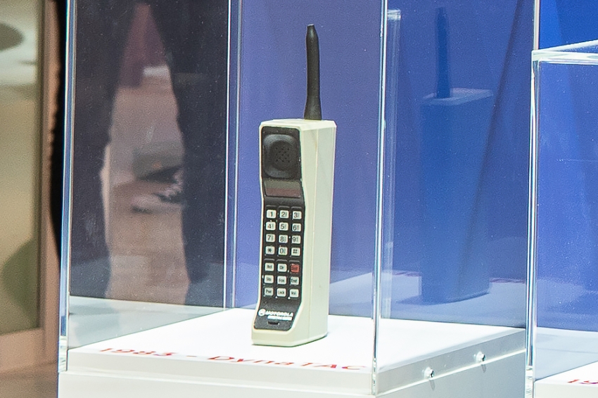 Plyta, tapusi pamatu: ko dar nežinojote apie pirmąjį pasaulyje mobilųjį telefoną?