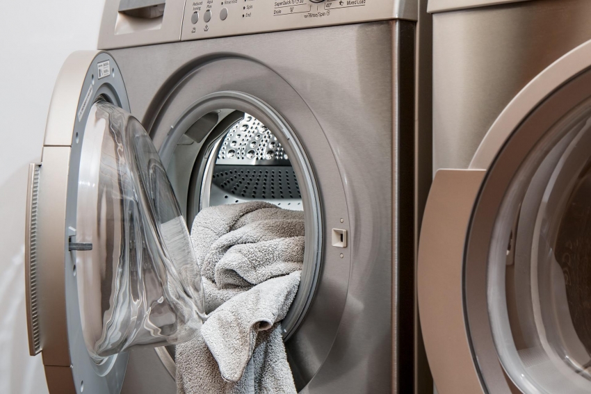 TOP 3 išmanios skalbyklės funkcijos: kas taupo išteklius ir laiką?