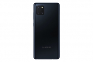 „Samsung Galaxy“ prieinami dar platesnei auditorijai: pristatyti du nauji telefonų modeliai
