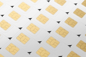 Ragina tučtuojau pakeisti senas SIM korteles – to nepadarę gali likti be ryšio