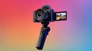 „Sony“ pristato viso kadro vlog kamerą „ZV-E1“